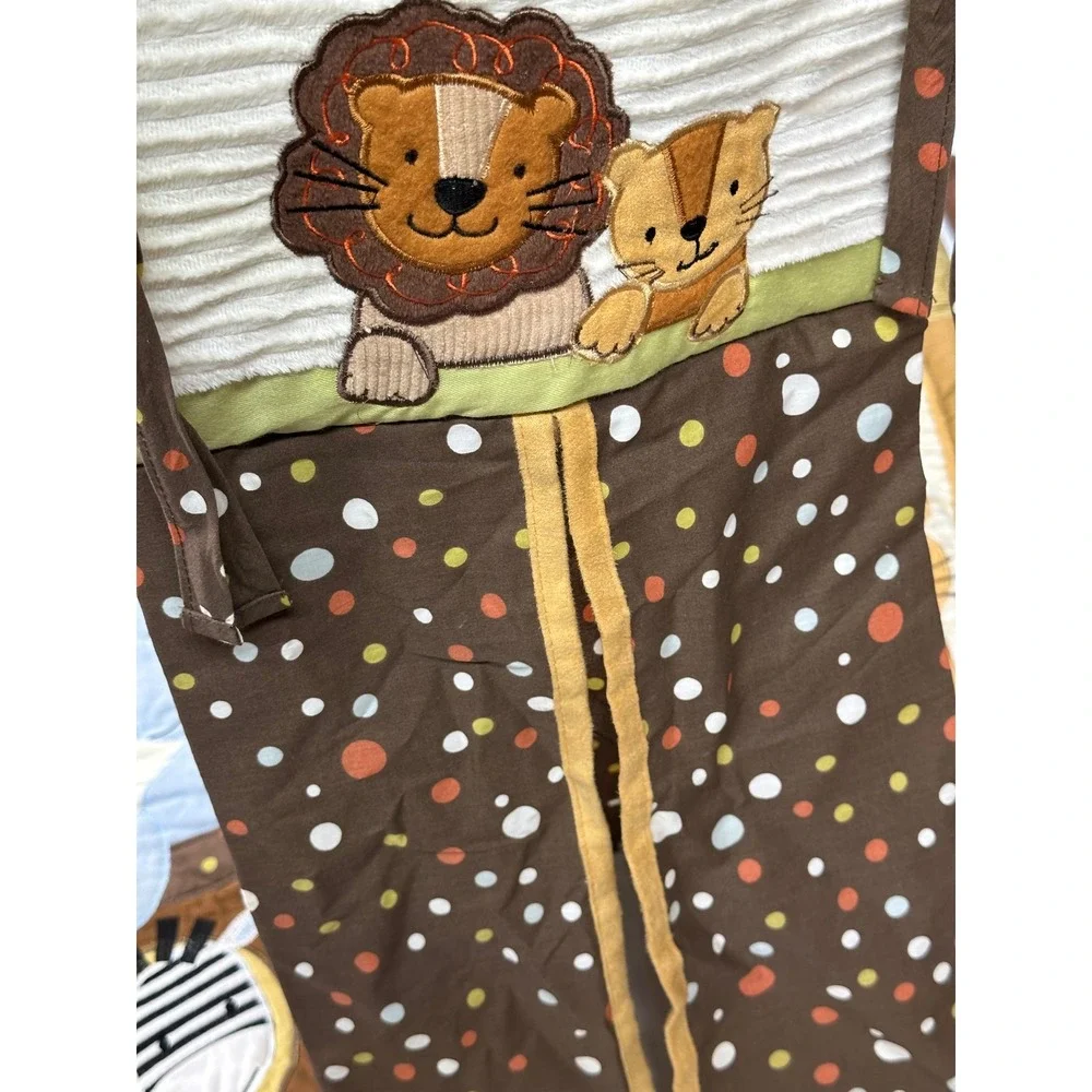 Lambs & Ivy infant mat staining